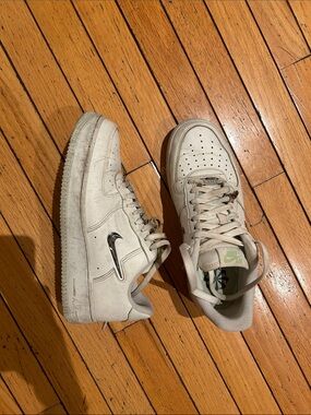 White Nike Air Force 1 Sneakers